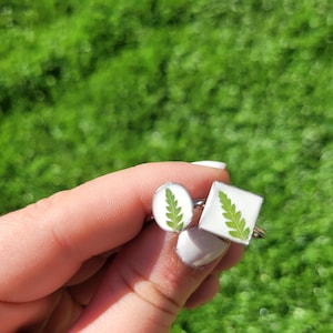 Real flower ring, woodland ring, terrarium ring, botanical ring, real flower ring, pressed flower ring, resin finding