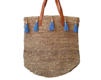 Jemen Basttasche mit türkisfarbenen Quasten; Strandkorb; Strandtasche; Basttasche; Strandtasche