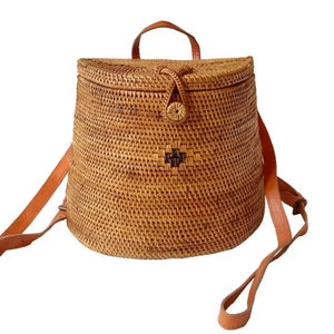 Denny Rucksack aus natürlichem Rattan; Bali-Tasche; Korbtasche; Rattan-Gatterkorb; Rattantasche; Bali-Tasche; Handtasche aus Rattan