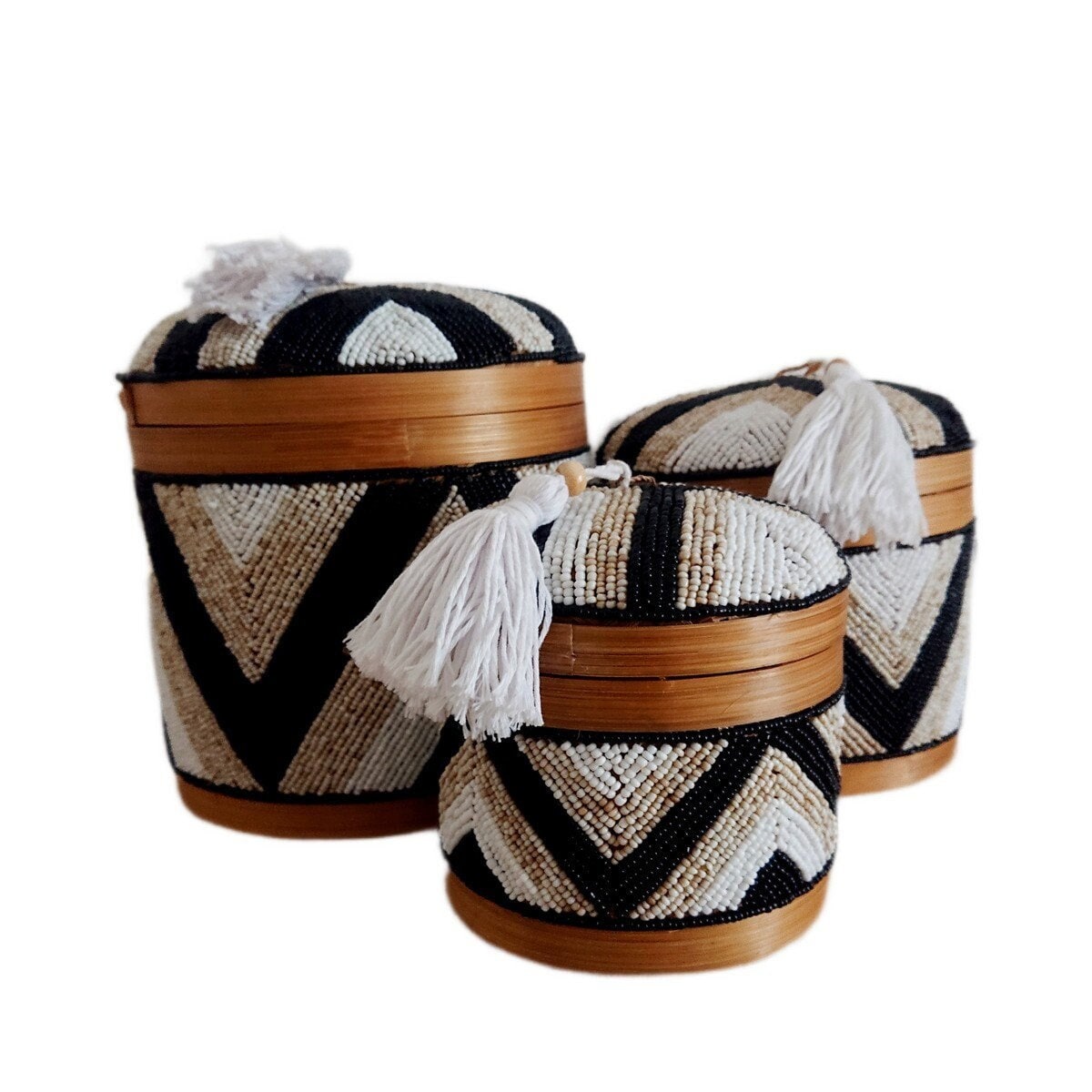 Boîte Perla Chic en Bambou et Perles de Verre - Boîte Offrande Boite Balinaise