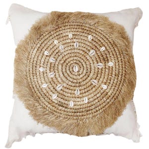 Breeze cushion cover in cotton, raffia and shells 50x50 cm
