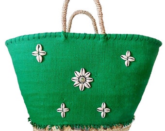 Green beach basket with seashells; Beach bag; Bohemian chic style; Tote bag; Straw bag; Beach bag; Borsa da spiaggia