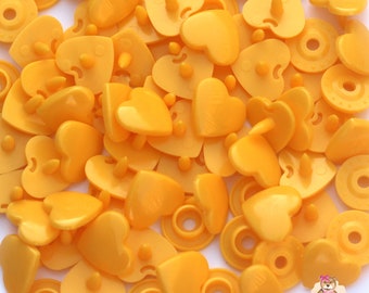 B10 Kam Snaps in Amber Yellow : Glossy, Heart or Matte // Size 20 or T5 // available in many colours // snap fastener, plastic snaps
