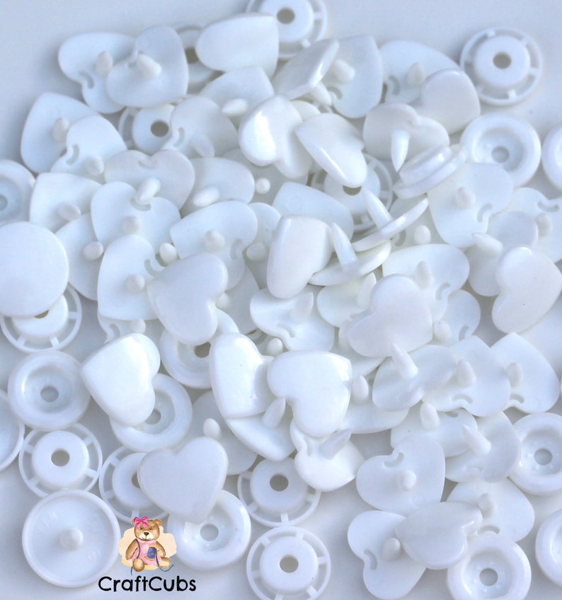 B3 Kam Snaps in White: Heart, Glossy or Matte // Size 20 or T5 // available in many colours // snap fastener, plastic snaps image 3