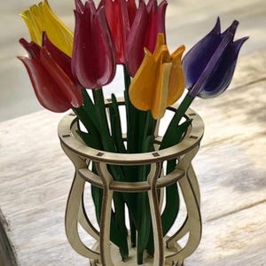Vase mit Tulpen Laser Cut Datei, 3D Blumen Vase Tischdekoration svg, Hölzerner Geburtsblumenstrauß, Muttertagsgeschenk, Spring Cut File