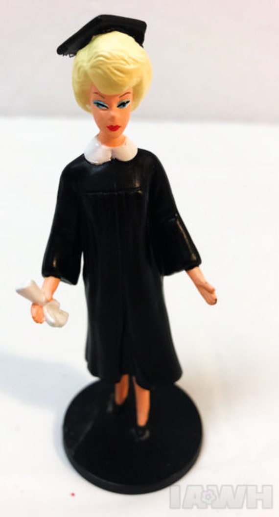 graduation barbie 2019