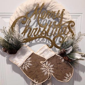 Christmas mittens & scarf wreath