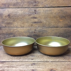 Set of Two Brass Colored Design Bowls 5&quot; diameter