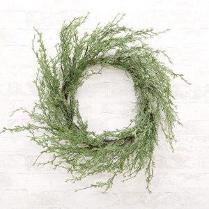 Ice Glazed Cedar 24&quot; Faux Wreath