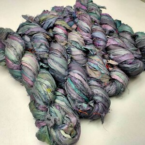 Nastro di seta Sari-Ametista, Nastro Premium, Nastro di seta Sari riciclato, Nastro artigianale, Nastro riciclato, Nastro di seta Sari