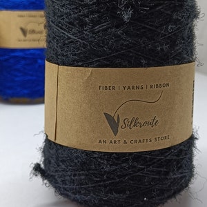 Filato di seta Sari riciclato Prime - NERO - Seta dell'Himalaya - Filato dell'Himalaya - riciclare il filato Sari - Riciclare il filato di seta - Filato riciclato - Filato Sari