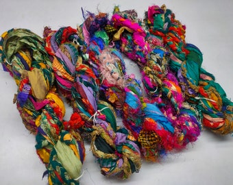 Fil tressé en lurex sari : soie recyclée, écheveaux multicolores