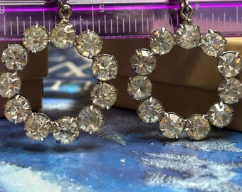 Vintage Silberfarbene Strass Creolen mit Schnappverschluss