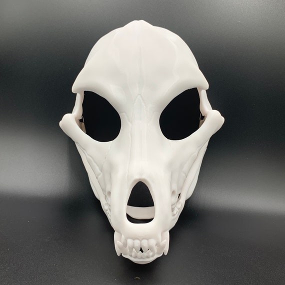 Mini skull with moving jaw