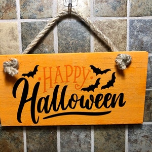 Life happens Small Hanging Sign White on Grey VODKA helps Life happens Small Hanging Sign White on Grey VODKA helps