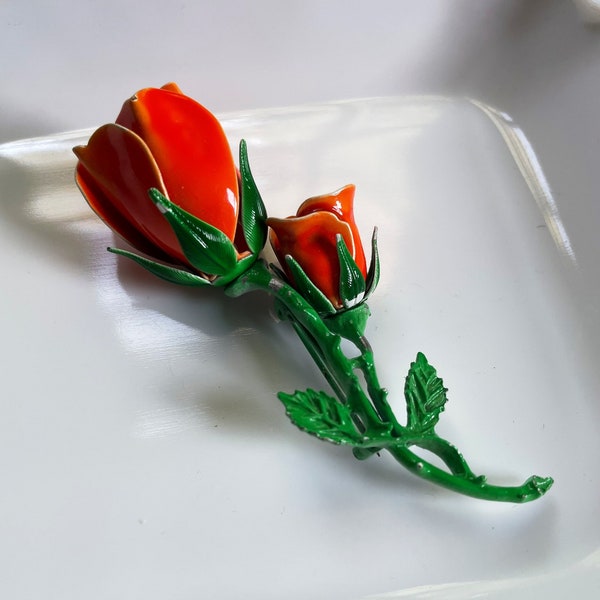 Large Vintage Flower Brooch, Orange Red Roses Pin, , Vintage Rose Buds, Orange Tulip Brooch, Long Green Stem, Enameled Pin