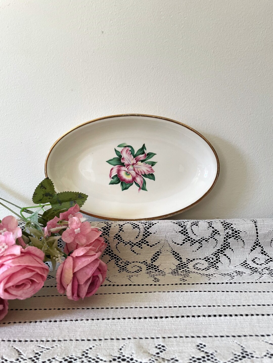 Paden City Pottery Plate, Vintage Plate, Floral Plate, Pink Hibiscus