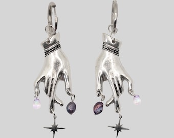 Victorian hands pearl silver hoop earrings