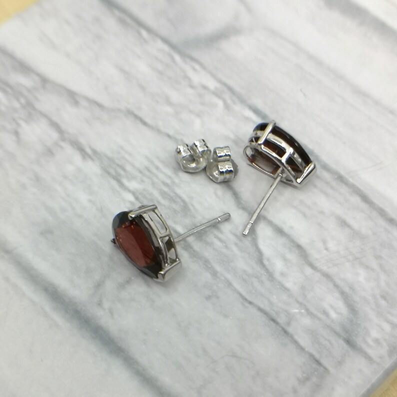 14k Solid Gold Stud Earring with 7x10mm Pear Shape Faceted Natural Garnet Anniversary Love Birthday Gift Handmade Gemstone