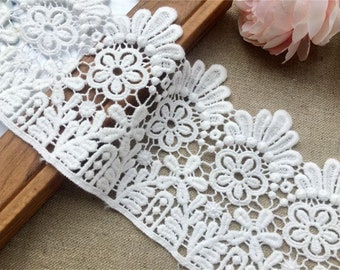 White Flat Scalloped Eyelet Lace Trim-.75" Wide-Doll-Lingerie-Sewing-SOFT BTY White Flat Scalloped Eyelet Lace Trim-.75" Wide-Doll-Lingerie-Sewing-SOFT BTY