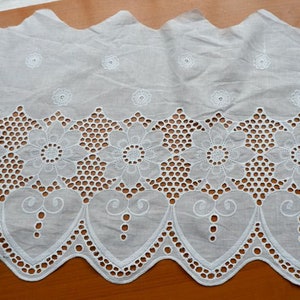 High-quality cotton cutout with heart-shaped lace for lace curtains, tablecloth decoration, pillow case accessories