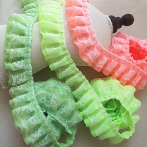 120D high quality soft chiffon pleated lace edges, suitable for skirts, babies, bedding lace