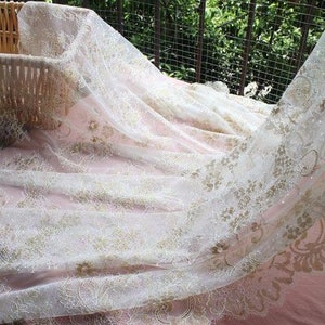 Gold Chantilly Lace Orkney