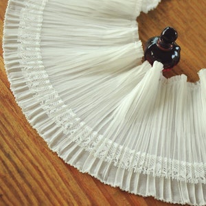 1 YARD white chiffon mesh lace organ pleated skirt, suitable for cuffs and curtains