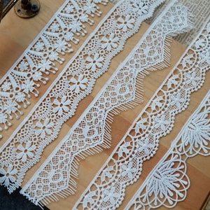 2 YARDS exquisite white lace trim, retro decoration, suitable for shoulder straps, household items