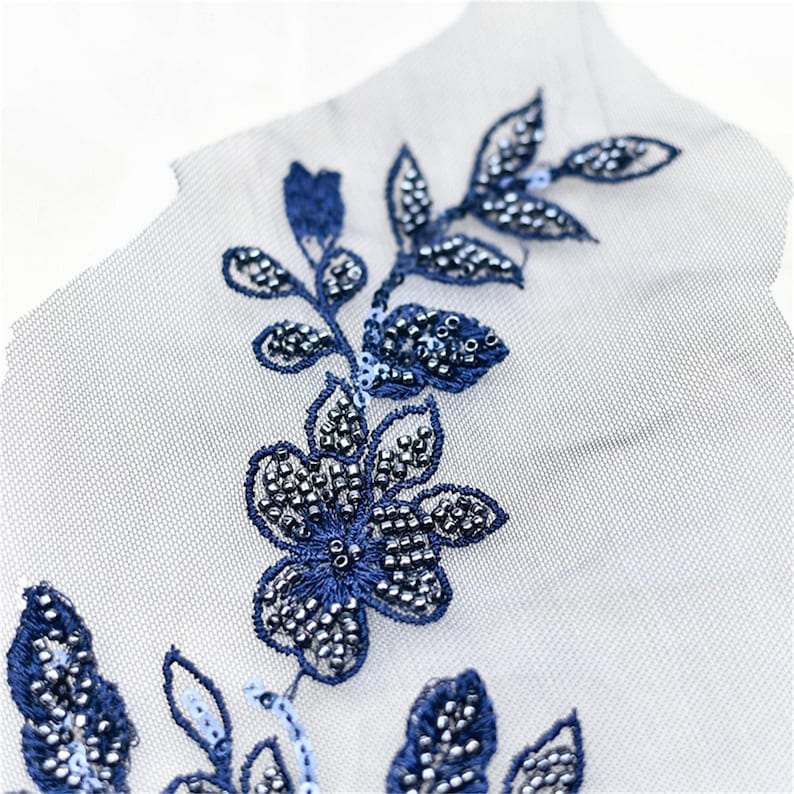 White 3D Embroidered Lace Luxury Bridal Gown