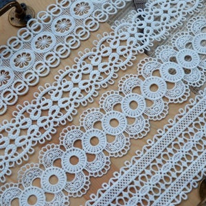 2 YARDS vintage Venetian lace, can be used for shoulder strap accessories