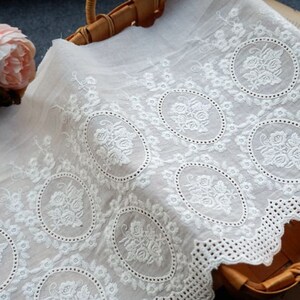 High-quality white cotton lace for lace curtains, tablecloth decoration, pillow case accessories, doll dresses