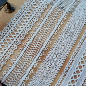 2 YARDS vintage Venetian lace, can be used for shoulder strap accessories