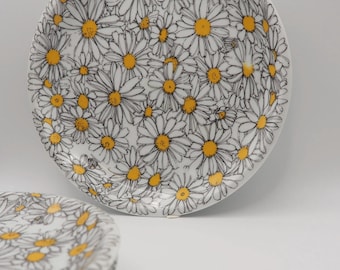 Vintage IKEA Plates (L) - 4x Dinner Plates with Daisy/Flower Pattern - 70s Design Marguerite Walfridson
