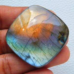 Pietra preziosa naturale di labradorite multicolore a forma di cuscino viola! Pietra preziosa di labradorite arcobaleno appariscente! Labradorite viola! Pietra di labradorite