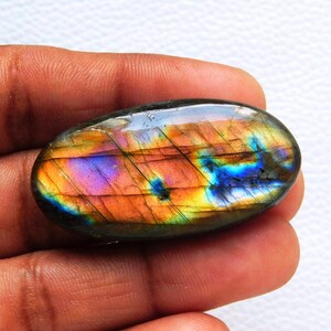 Labradorite naturale di rame e viola appariscente Cabochon di forma ovale! Pietra preziosa di labradorite per la creazione di gioielli in argento, anelli e ciondoli