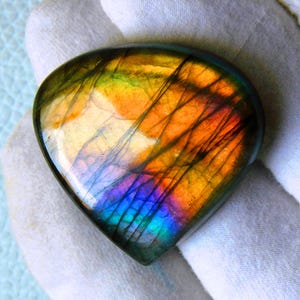 Collana con ciondolo di design di alta qualità, con cabochon di labradorite viola multistrato da 31x32x7 mm, a forma di cuore, di grandi dimensioni, di qualità AAA.