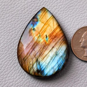 Cabochon di Labradorite Multi Appariscente 48X35X8 mm Grande Goccia di Pera Labradorite Pietra Preziosa Labradorite Naturale Pietre per la Creazione di Gioielli