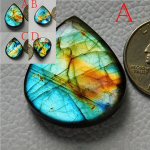 Cabochon di Labradorite viola appariscente a forma di cuore! Labradorite blu! Labradorite con pietra preziosa sciolta! Collana con ciondolo Labradorite Love
