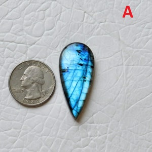 Cabochão de Labradorita Azul Natural! Cabochão de Labradorita Azul! Liquidação de Estoque! Anel com Pingente e Pedra Preciosa! Cabochão Solto