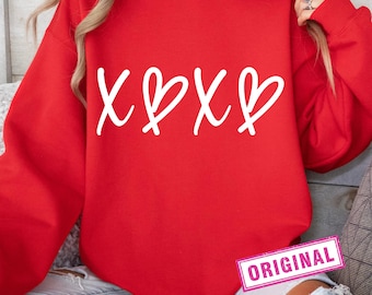 Hugs and Kisses Valentine SVG, XOXO Heart Design (Digital Download)