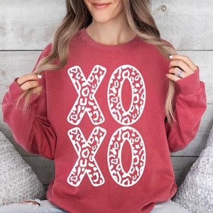 Hugs and Kisses SVG, Xoxo Svg, Heart Svg, Valentines Svg, Love Svg, Valentine Shirt Svg, Hello Valentine Shirt, Valentine's Day Svg