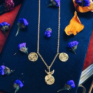Coin gold necklace, dainty silver necklace, antique minimalist jewelry, celestial necklace gold, gold sun necklace, crescent moon necklace