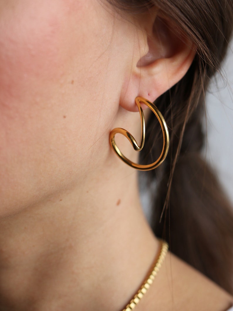 Ocean wave earrings, minimalist spiral earrings, geometric hoop earrings, minimalist sea jewelry, vermeil statement earrings, golden section Gold