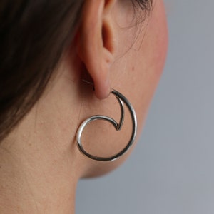 Ocean wave earrings, minimalist spiral earrings, geometric hoop earrings, minimalist sea jewelry, vermeil statement earrings, golden section Silver