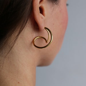 Ocean wave earrings, minimalist spiral earrings, geometric hoop earrings, minimalist sea jewelry, vermeil statement earrings, golden section image 4
