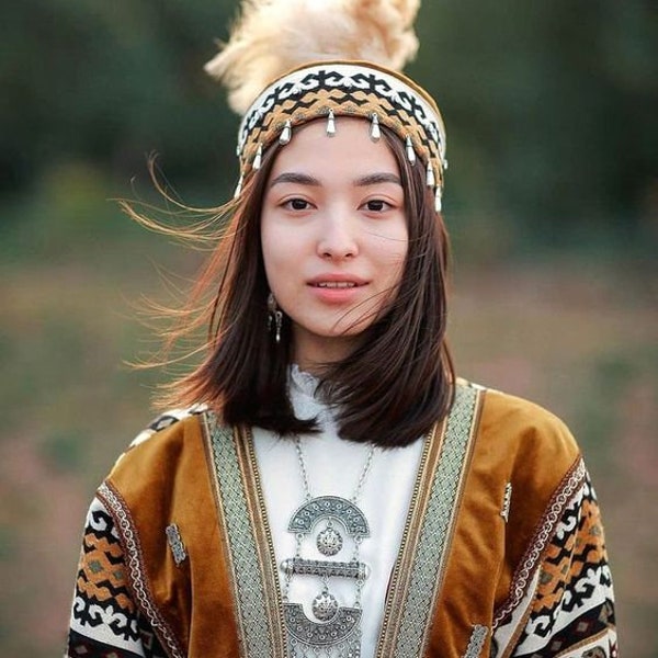 Kazakh women's ethnic clother chapan cardigan robe size M-L  between