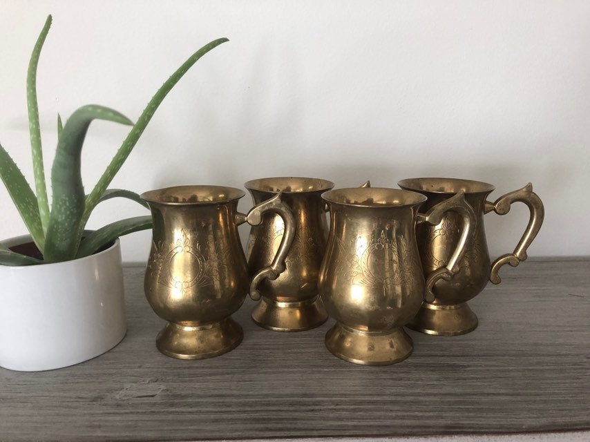 Vintage Brass Mug Set Set of 4 Brass Mugs Footed Brass Etsy