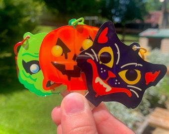 SPOOKSICLES! horror themed popsicle charm keychains