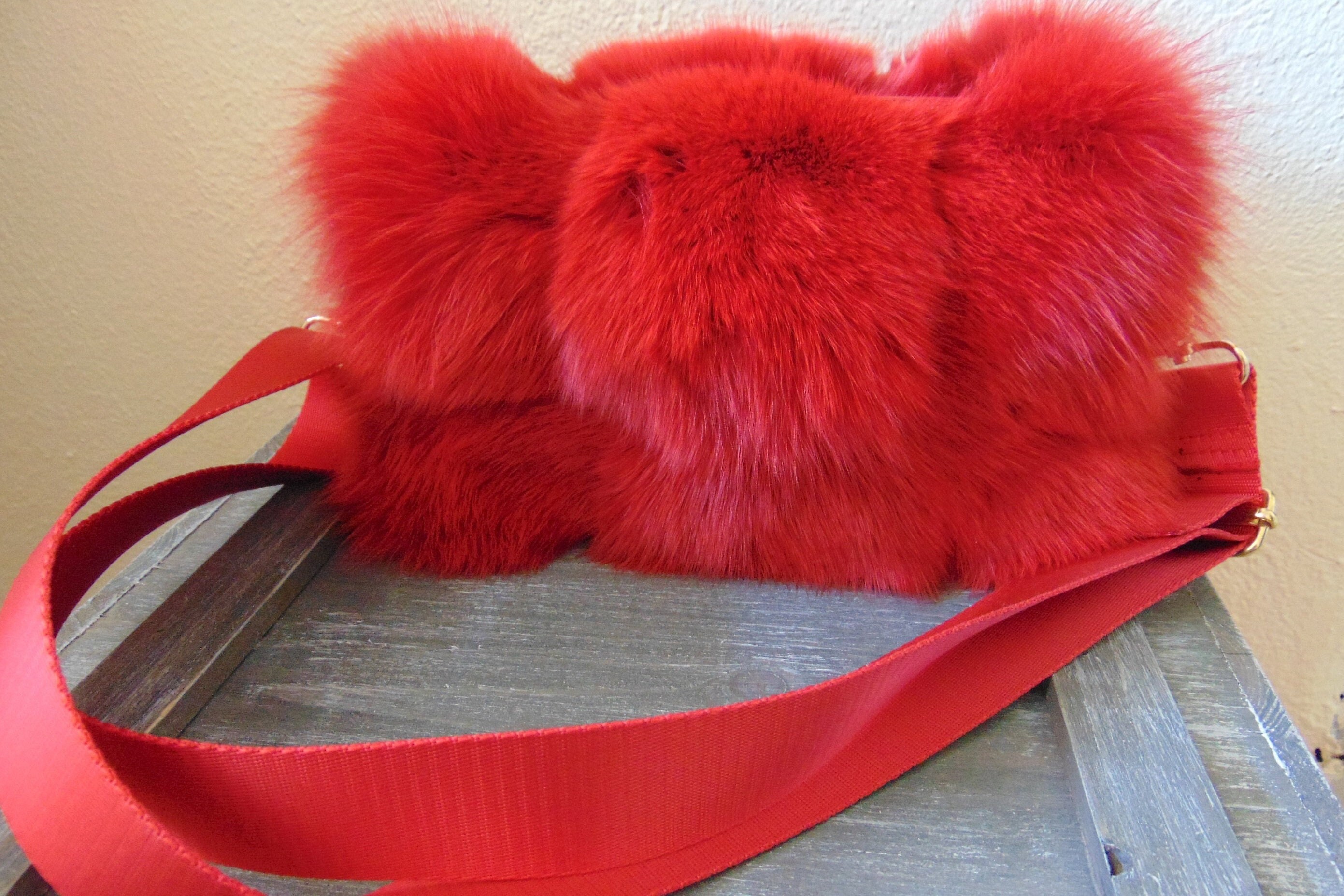 Accent Bag／reopa fur × red Genuine Red Fox Fur Bag – Luxury